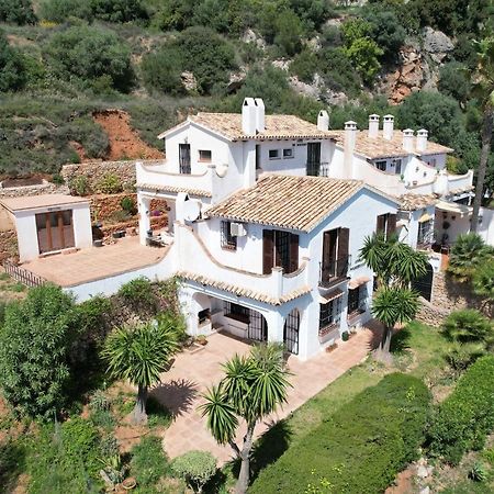 Willa Terraced House In The Mountains With Fantastic View Malaga Zewnętrze zdjęcie